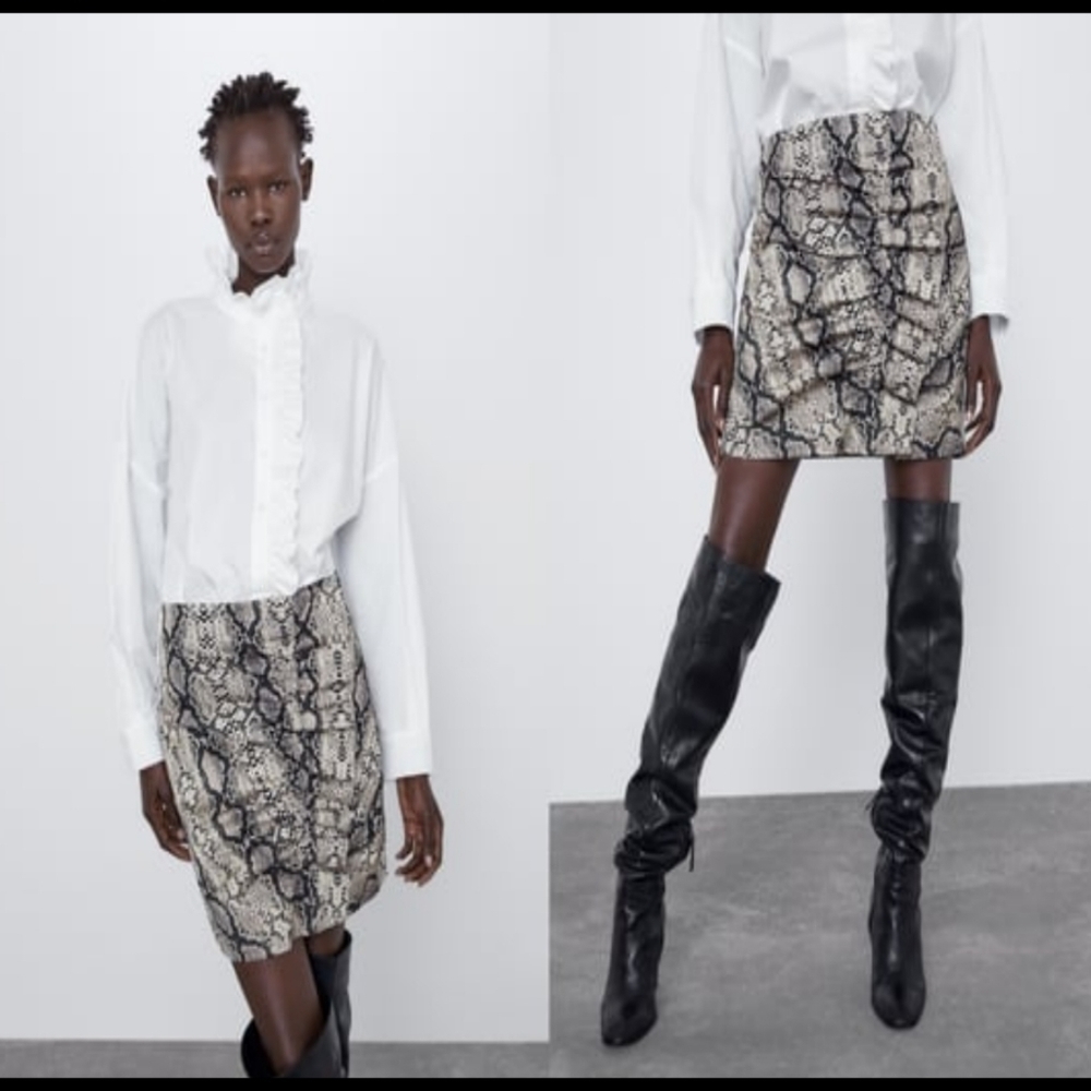 ZARA Snake print front ruffle pencil skirt - Picture 2 of 9